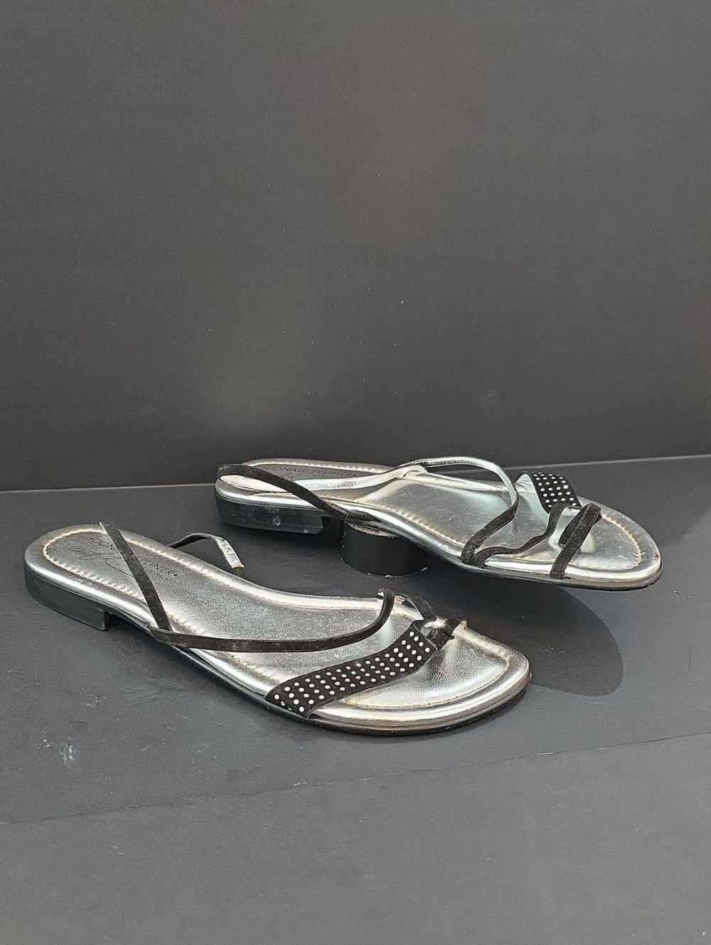Donald J. Pliner Black Rhinestone Strappy Flat Sandals Size 9